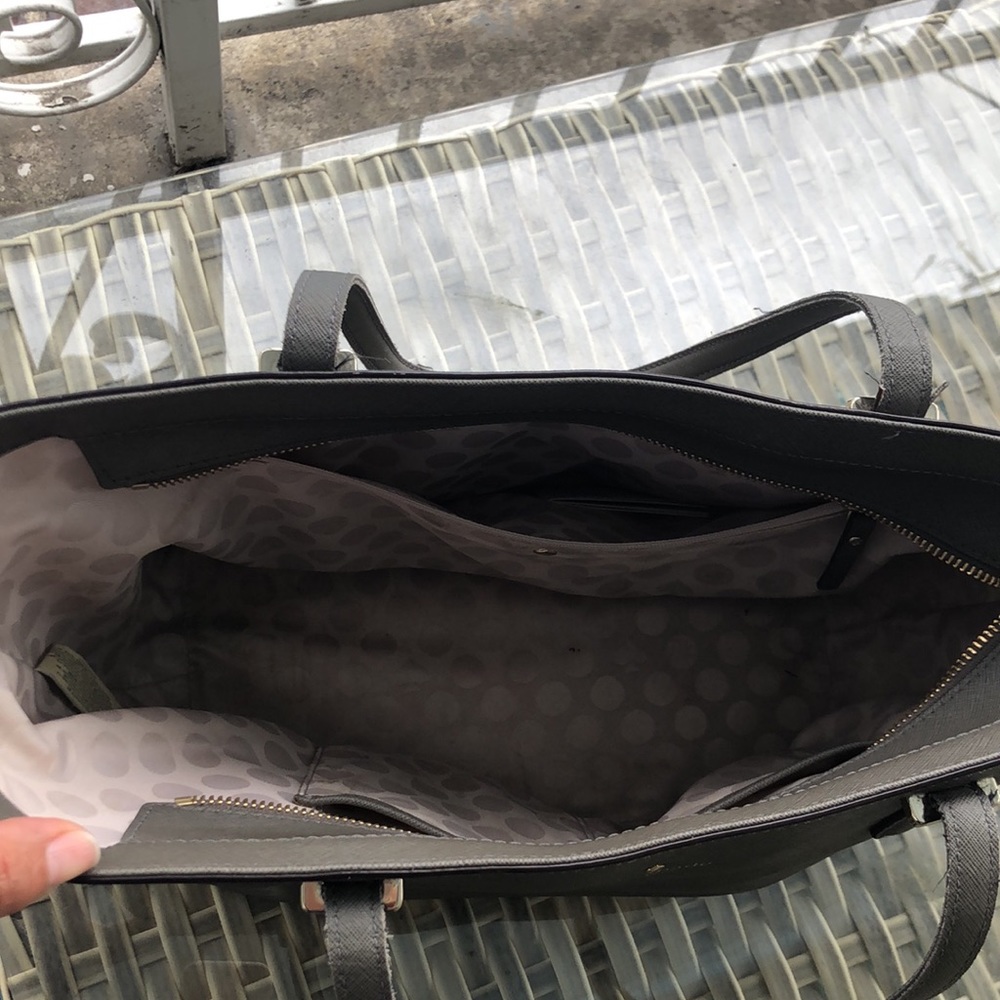 Kate Spade Harmony Tote- in taupe - Picture 2 of 12